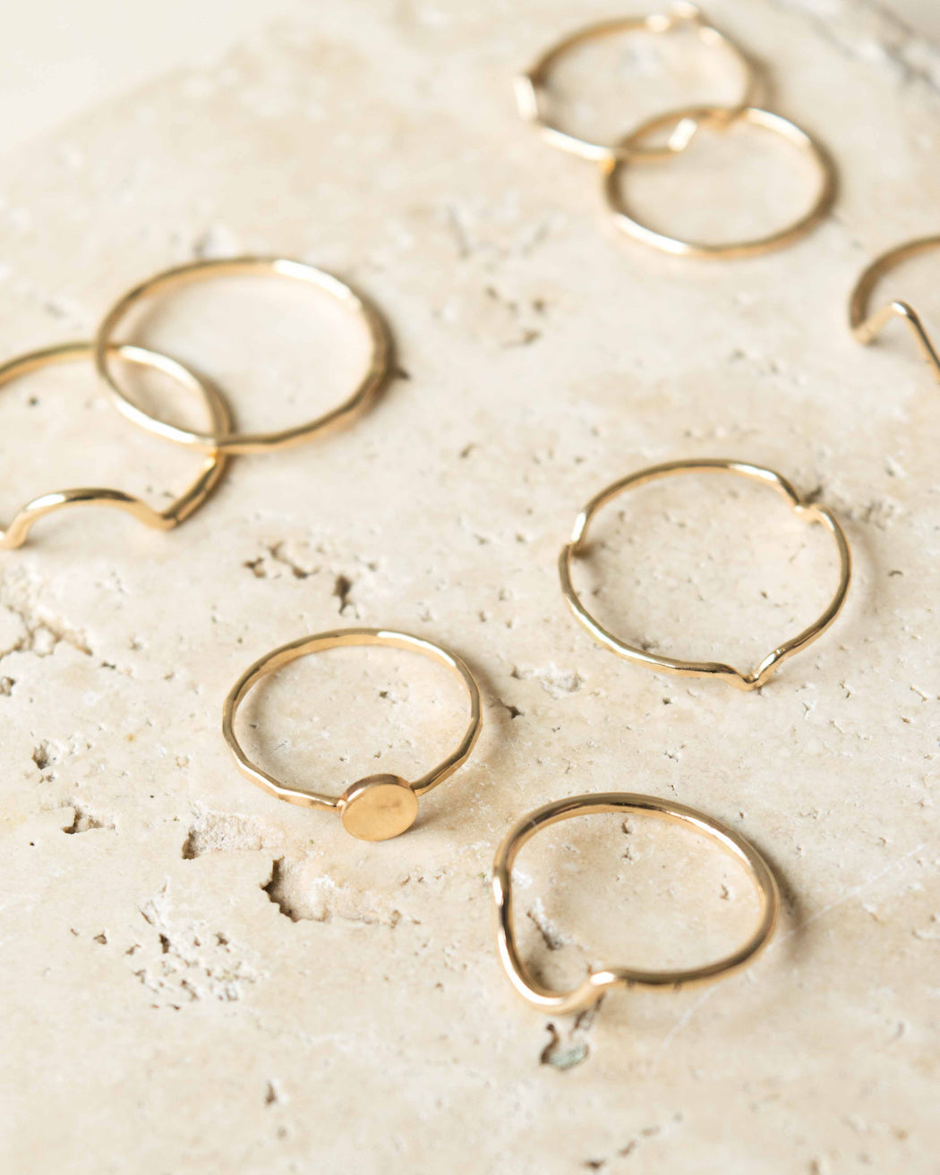 Goldeluxe - Freeform Stacking Ring